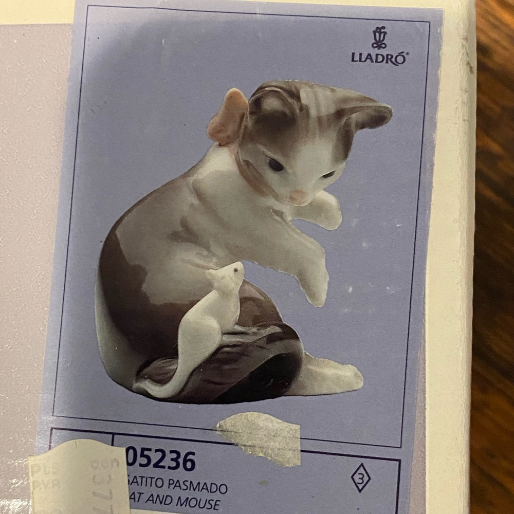 Lladro - Cat and Mouse #05236
